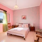 Marina\'S Home In Village