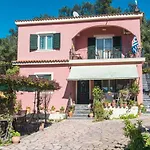 Marina\'S Home In Village