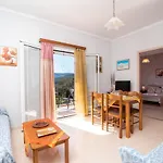 Marina\'S Home In Village